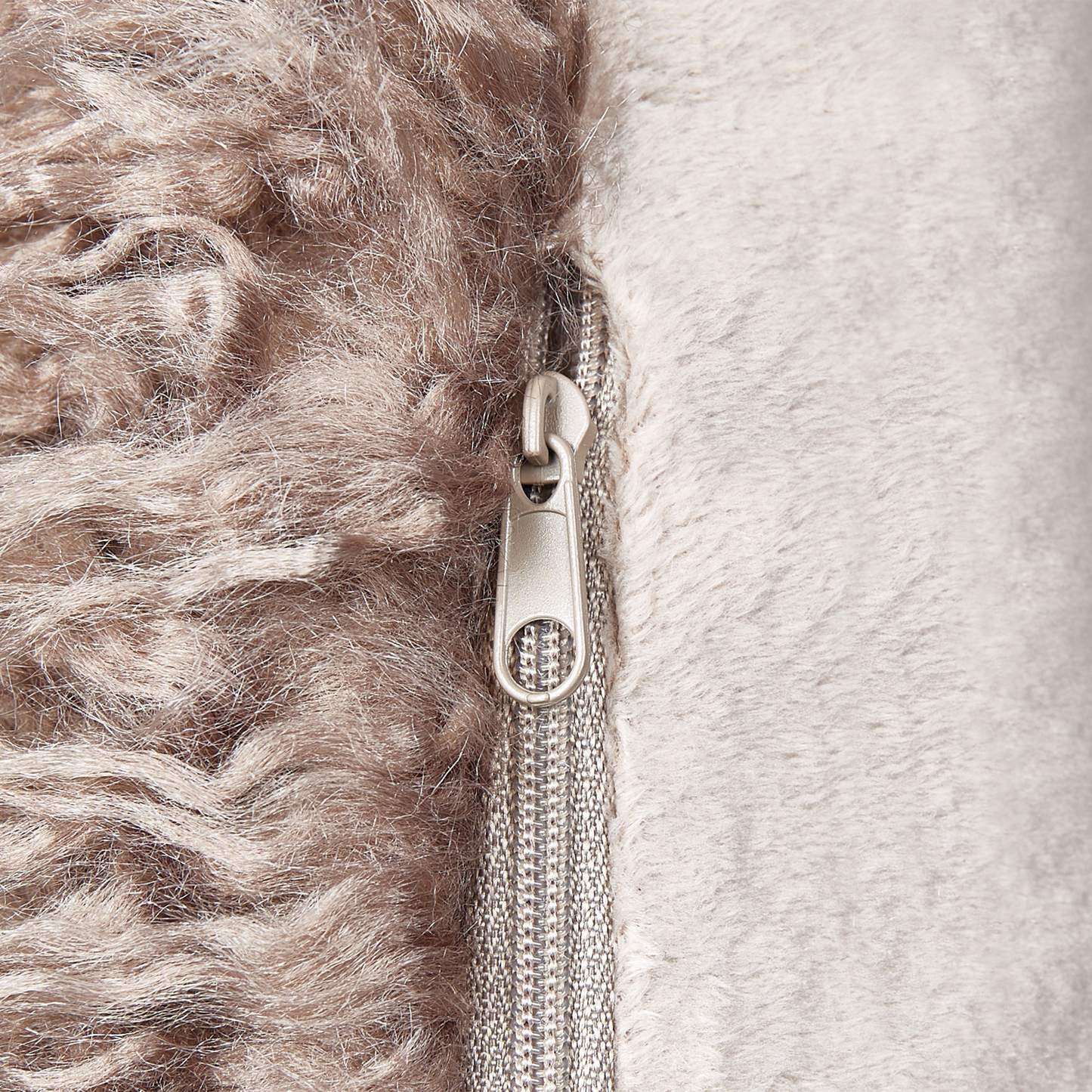 Dekokissen 2er Set COROKIA Webpelz 45 x 45 cm Beige Ohne Muster