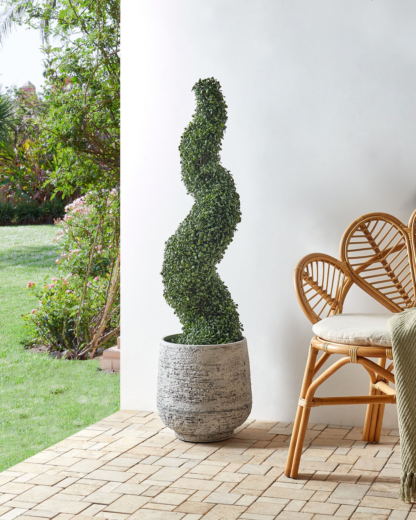 Kunstpflanze im Blumentopf 120 cm BOXWOOD SPIRAL TREE