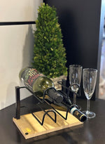 Weinregal für 4 Flaschen aus Metall und Holz in Braun