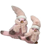 Deko Vogel aus Magnesia 
Schal und Weihnachtsmütze 
Farbe: Pink 
L: 15.5cm B:9cm H:13cm