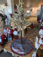 Weihnachtsbaum Rock D:90cm 
Farbe: Rot/Grau/Weiss
Design: Wichtel und Schneeflocken