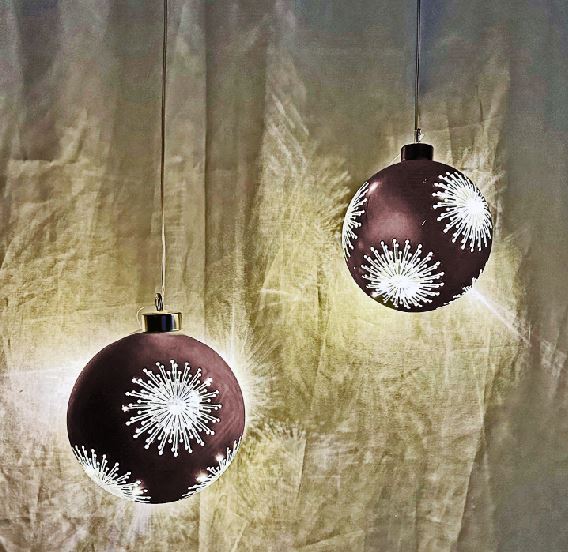 LED Glas Kugel rot mit Sternen mit 8 LED D10cm