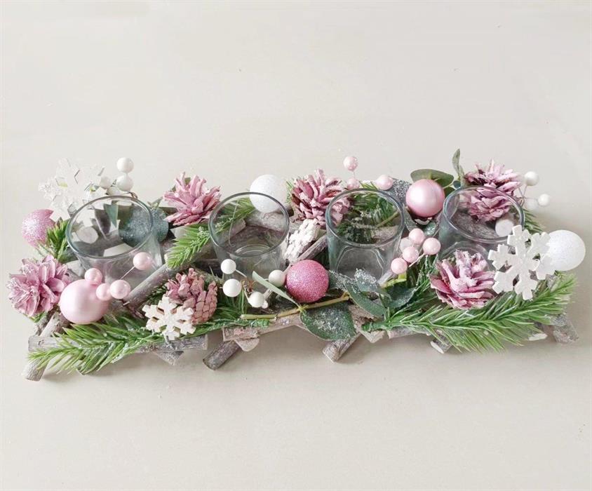 Kerzenhalter Xmas aus Holz 
mit Dekorationselementen
für 4 Kerzen oder Teelichter