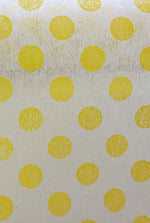 Dekostoff "Vlies" gerollt und 
geschnitten 
weiss mit Punkten in Gelb 
36cm x 300cm