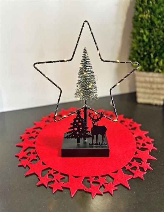 LED Deko Stern mit Hirsch und Baum aus Metall H32cm 26 LED