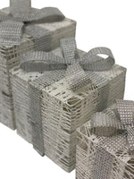 LED Geschenkboxen 3er Set 
mit Cotton - silber Masche 
mit total 72 LED