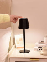 LED Tischlampe 3 in1 dimmbar für Aussenanwendung aufladbar Farbe: schwarz