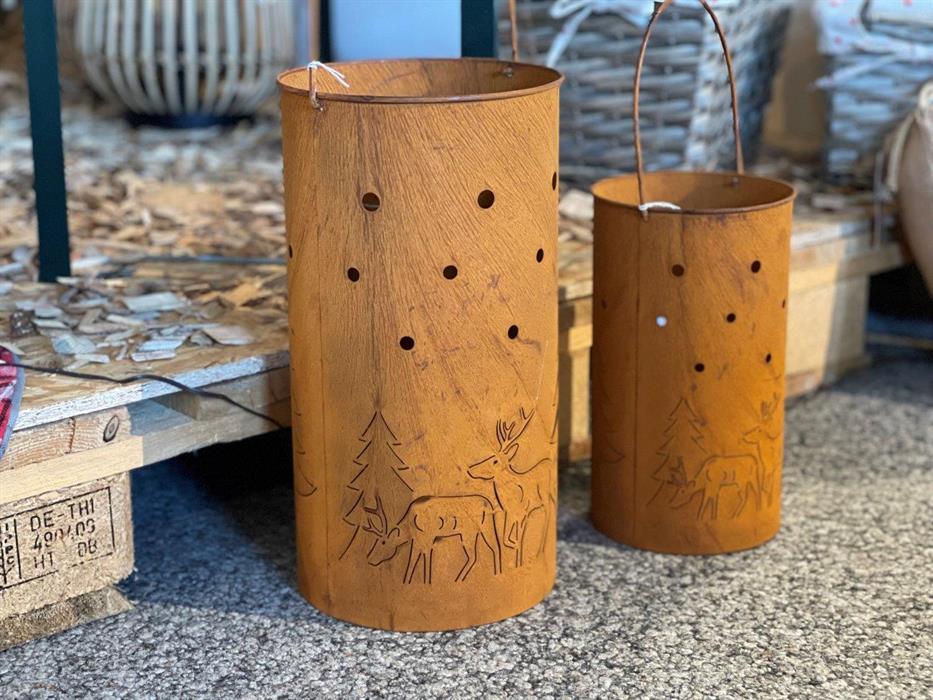 Laterne aus Metall 
mit Rostfinish H36cm