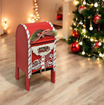 Deko Briefkasten Santa aus Holz bemalt in der Farbe rot H44.5cm