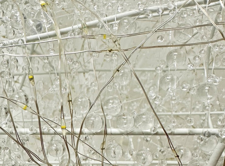 LED Rentier weiss Outdoor aus Metall mit 500 LED Micro Light Grösse 30x15x60cm