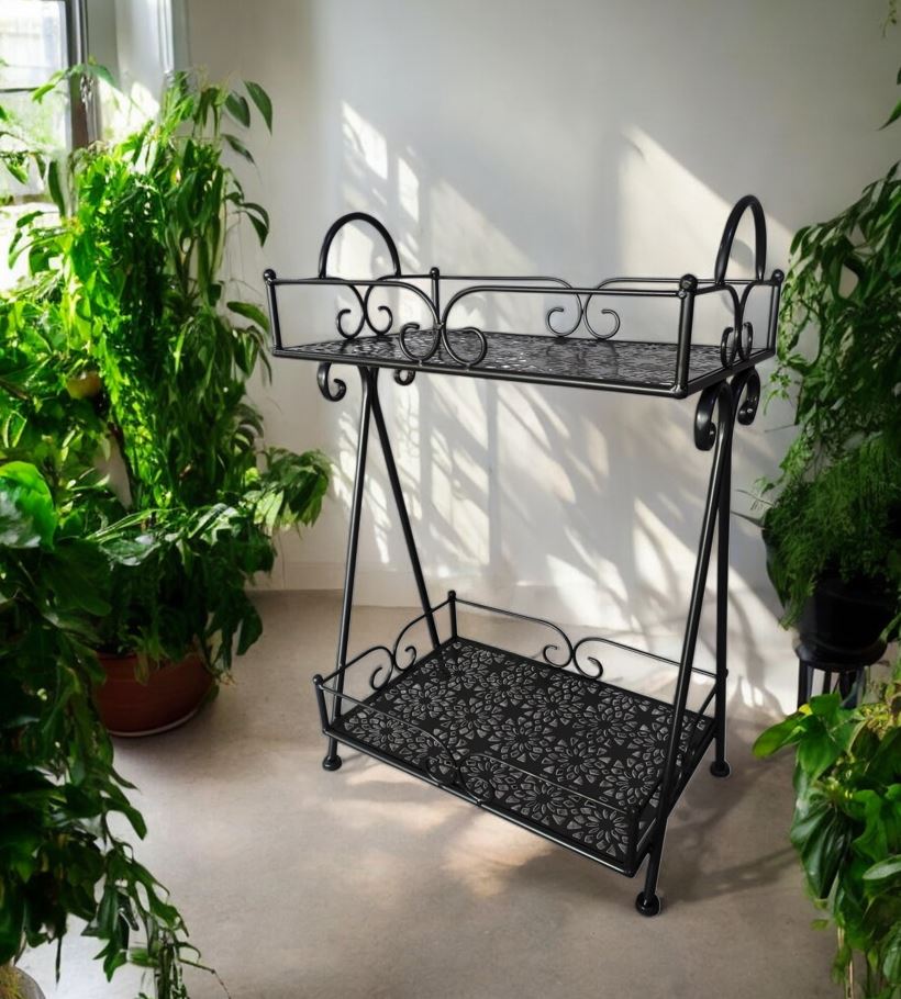 Pflanzenständer aus Metall 
mit 2 Ablageflächen
Farbe: Anthrazit
L:40cm B:25cm H:62cm