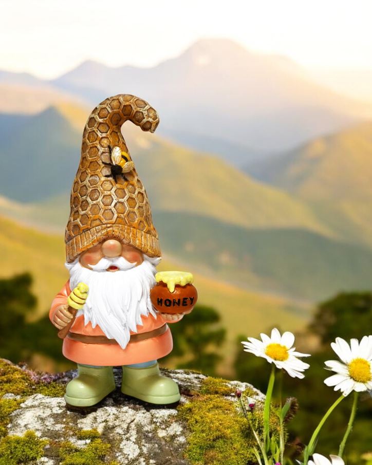 Gartenwichtel mit Biene aus Polyresin 8.5cm x 11cm x 22cm