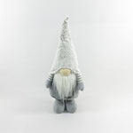 Deko Wichtel Santa  
Junge stehend 
Masse: 7x20x54cm 
Farbe: Weiss / Grau