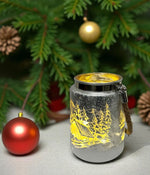 Windlicht aus Glas mit Hanfseil Henkel Bergdorfmotiv silber H14.5