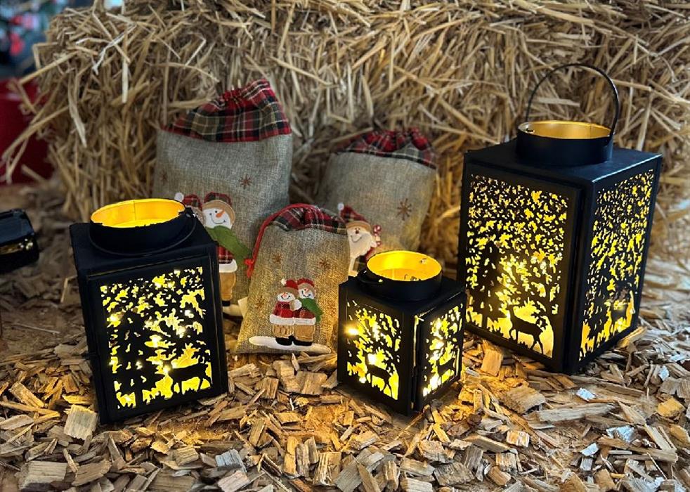 Laterne Forest aus Metall eckig schwarz gold