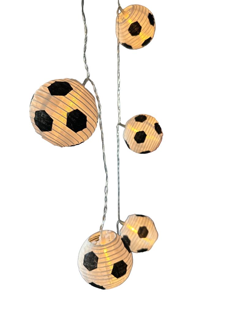 LED Solar Lampion Kette mit 10 LED Fussball, L: 180cm+ Anschlusskabel 100cm, Outdoor