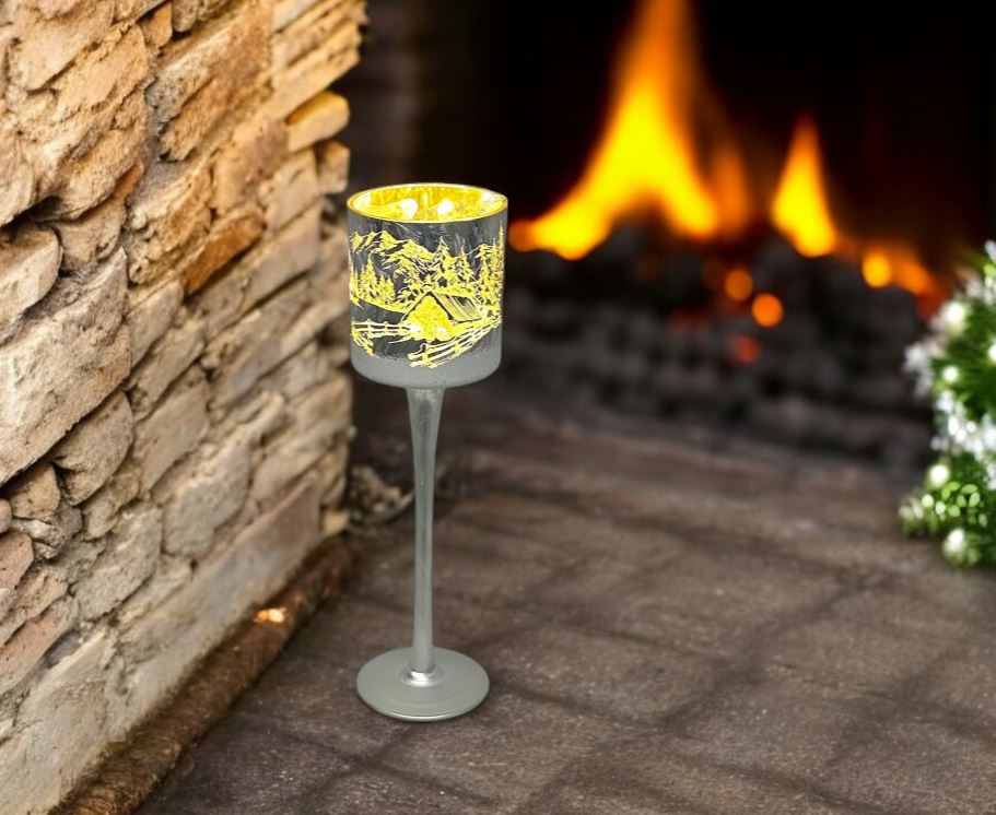 Windlicht Kelch aus Glas Bergdorfmotiv silber H25