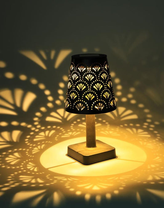 LED Solar Tischleuchte in der Farbe schwarz Grösse: 12x12x24.5cm