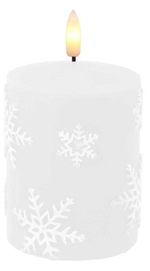 LED Echtwachskerze mit Schneeflocken Motiven D7.5cm x H10cm