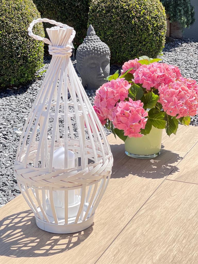 Laterne aus Bambus mit Glaseinsatz und Kordel