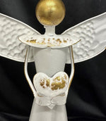 Deko Engel aus Metall mit Herz altweiss gold H51cm