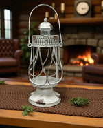 Laterne aus Metall in Altgrau mit Glaseinsatz