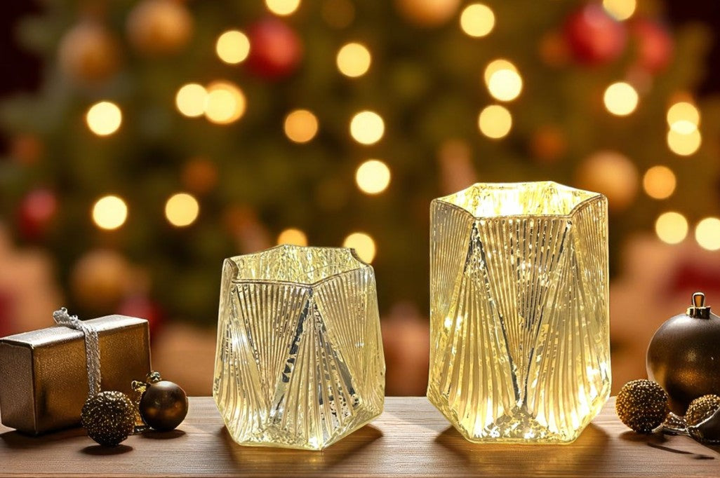 Windlicht 6 eckig Glas 
matt weiss Innen gold 
D10cm x H10cm