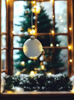 LED Glas Kugel silber mit Sternen mit 10 LED D12cm