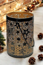 Windlicht schwarz aus Metall mit Sternen Design und Henkel