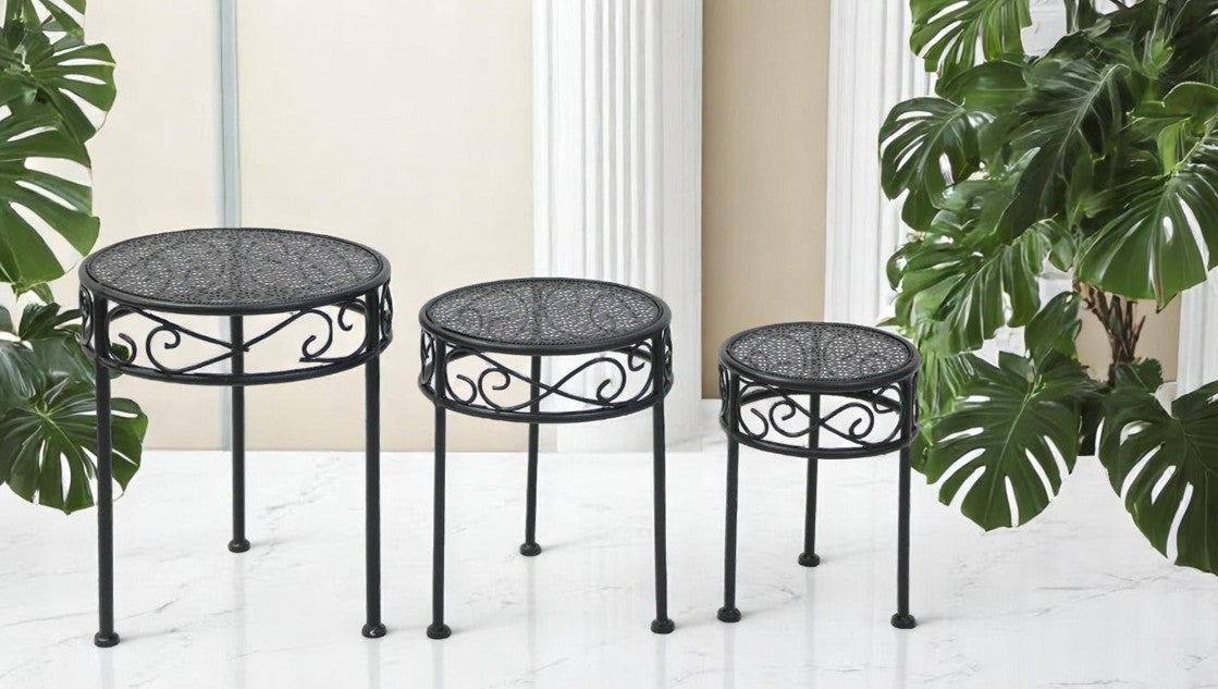 Pflanzenständer aus Metall 
3er Set - klein, mittel, gross 
schwarz