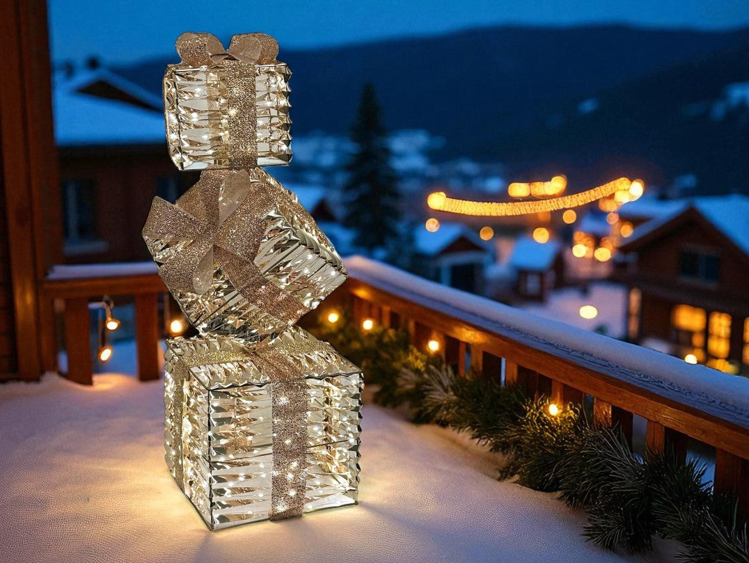 LED Geschenkbox gold Outdoor aus Metall mit 350LED Micro Light goldige PET Streifen