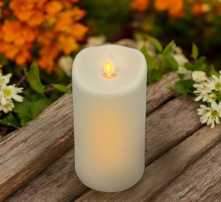 LED Kerze Outdoor Kunststoff creme mit beweglicher Flamme D: 7.5cm - H: 12.5cm