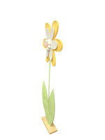Dekoblume Filz gelbe Blüte auf Holzsockel