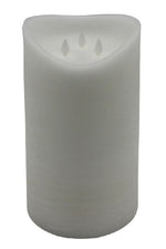 Bougie en cire LED blanche rustique avec 3 flammes mobiles
 P:15cm - H:25cm