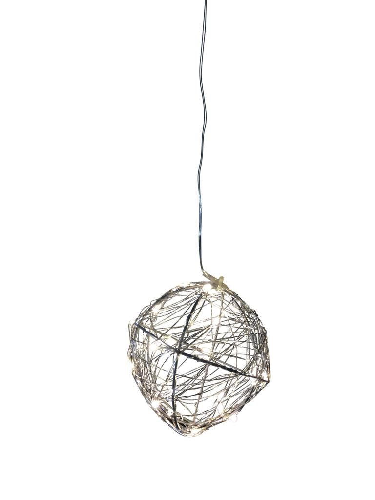 LED Draht-Kugel mit 20LED
D:12cm
Farbe: Silber