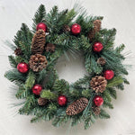 Weihnachtskranz dekoriert 
Durchmesser 40cm