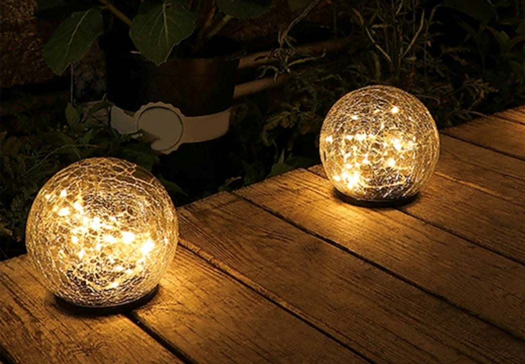LED Solar  Leuchte Crackle Ball 
mit 10 LED warm weisses Licht