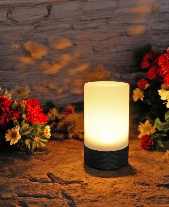 LED Solar Rattan Tisch Leuchte 
D10.5cm x H18cm