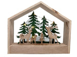 Bois de diorama de Noël LED
 avec 7 LED
 Motif : scène forestière avec
 Sapin de Noël
 L4cm x L17cm x H20cm