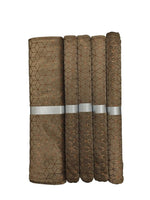 Tischset 5-teilig
4 Tischsets plus 1 Tischläufer
Farbe: Kaffebraun-Braun