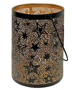 Windlicht schwarz aus Metall mit Sternen Design und Henkel