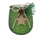 Windlicht Glas grün dekoriert mit Herz Anhänger und Tannzapfen