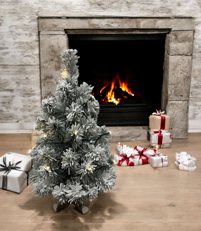 LED Tannenbaum H50cm mit Kunstschnee 15 warm weisse LEDs