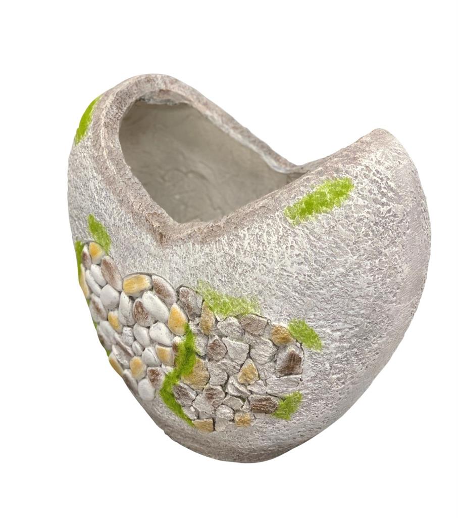 Pflanzentopf Herzförmig 
Polyresin mit Stein-Design 
Farbe: Grau 
37.5x23.5x33.5cm