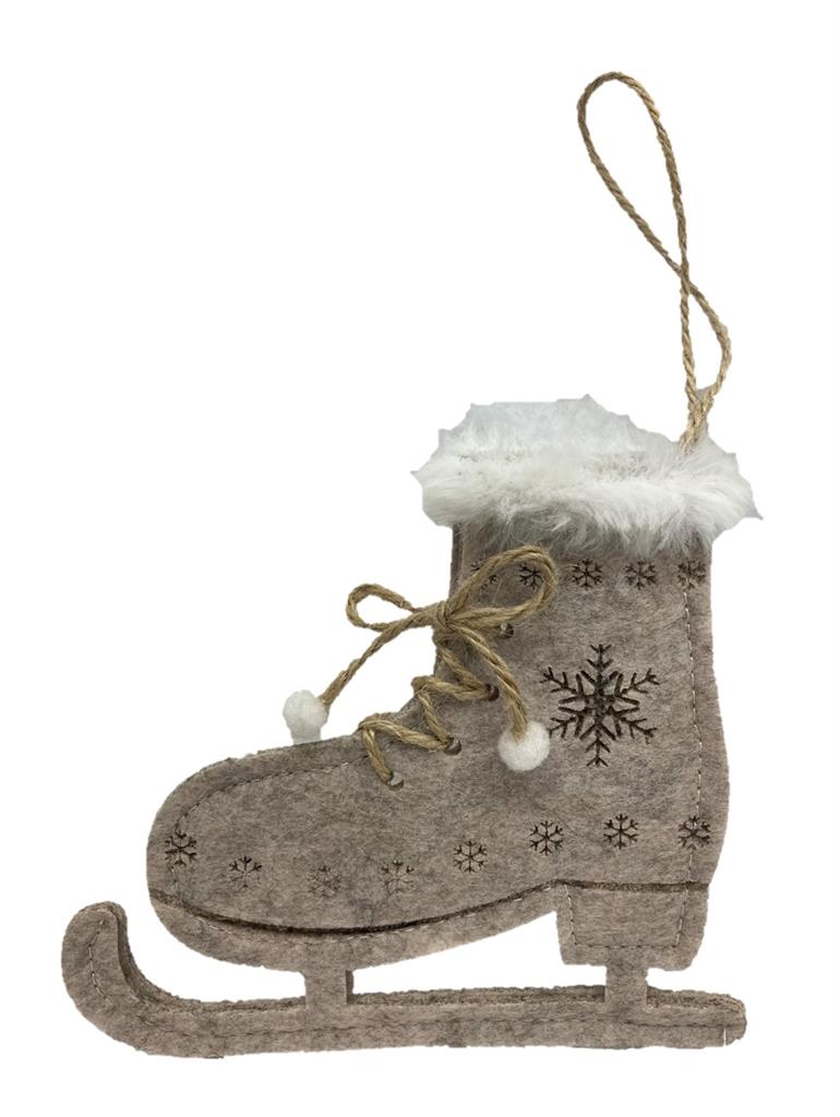 Hänger Deko Schlittschuh  
Filz mit Schneeflocken
verziert, weissem Saum,
Schnürsenkel
