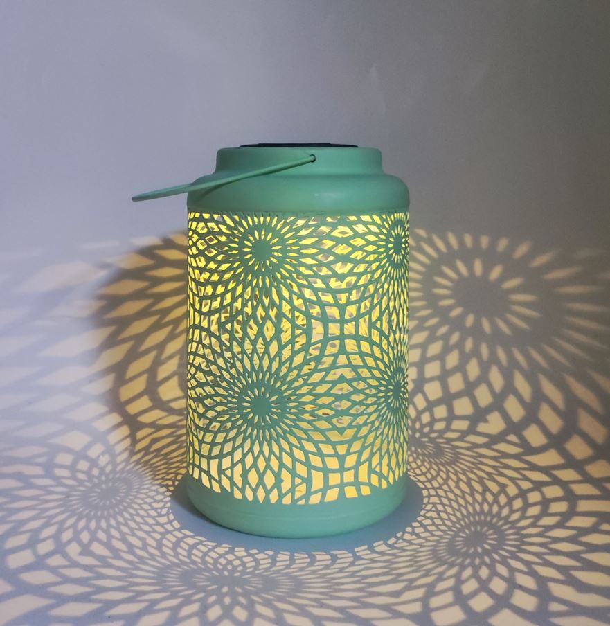 LED Solar Laterne in Grün aus Metall L15.5cm x B15.5cm x H25.5cm