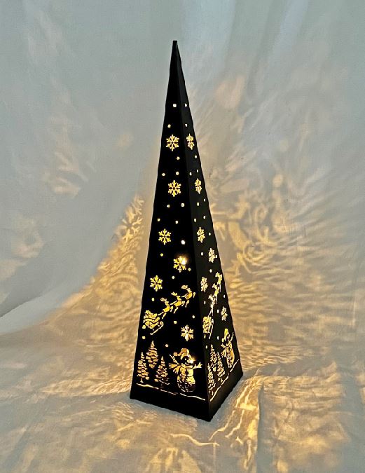 LED Pyramide Forest aus Metall mit 20 LED Motiv: Rentiere mit Schlitten