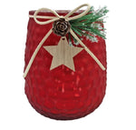 Windlicht Glas rot dekoriert mit Herz Anhänger und Tannzapfen