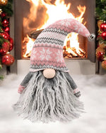 Deko Wichtel Santa 
Mütze mit Glöckchen
Farbe: Rosa/Grau 
L:12cm B:17cm H:26cm