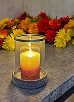 Windlicht aus Glas 
mit Strasssteinen
auf Metallsockel 
H24.5cm